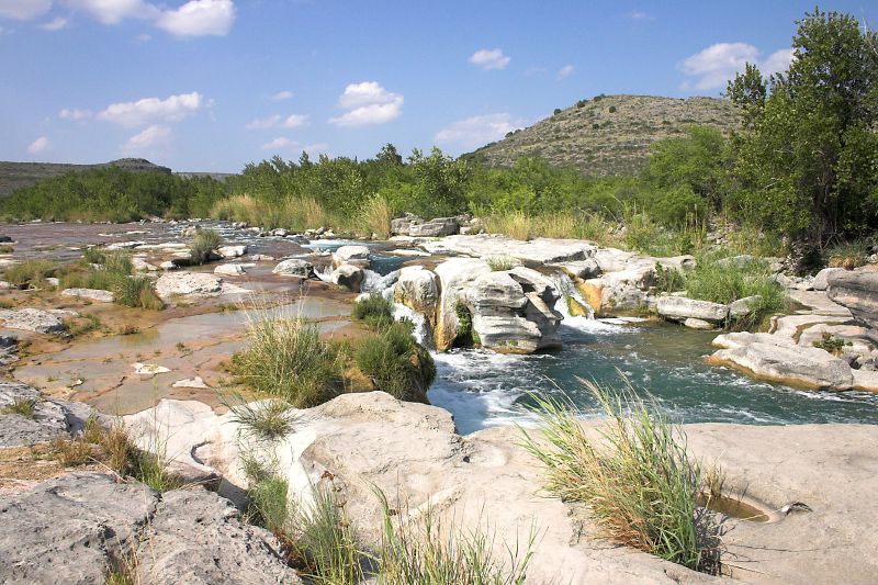 The Devil's River in West Texas is a surprising oasis in an otherwise dry, dusty landscape.